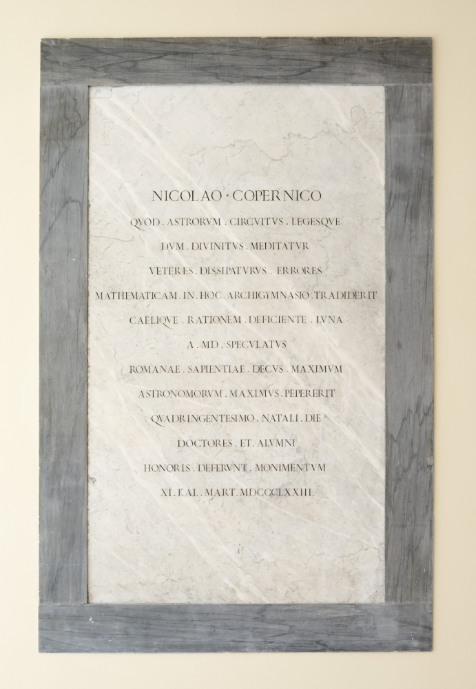 Epigrafe_a_Copernico.jpg